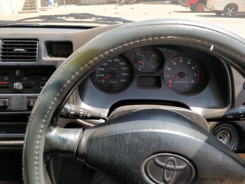 Toyota Rav 4 1998 in Uganda
