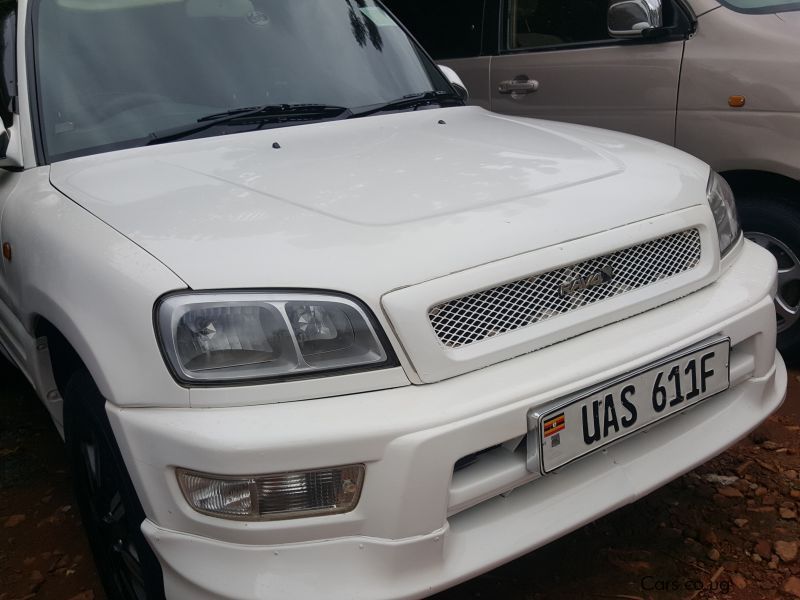 Toyota Rav4 in Uganda