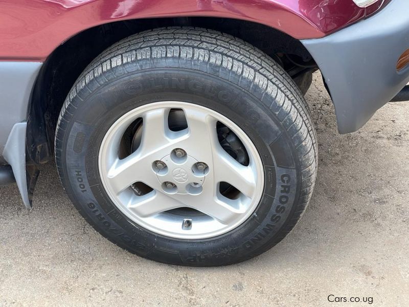 Toyota Rav4 in Uganda