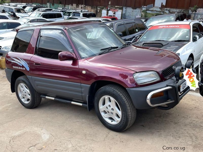 Toyota Rav4 in Uganda