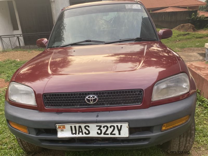 Toyota Rav4 in Uganda