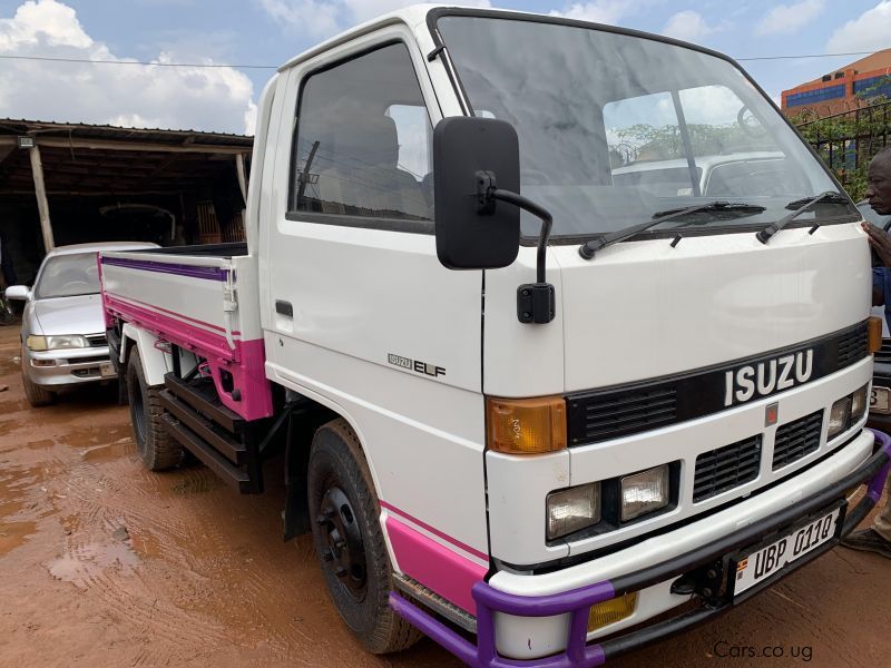 Isuzu isuzu elf in Uganda