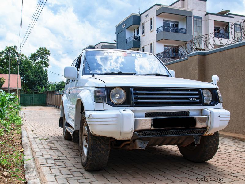 Mitsubishi Pajero in Uganda