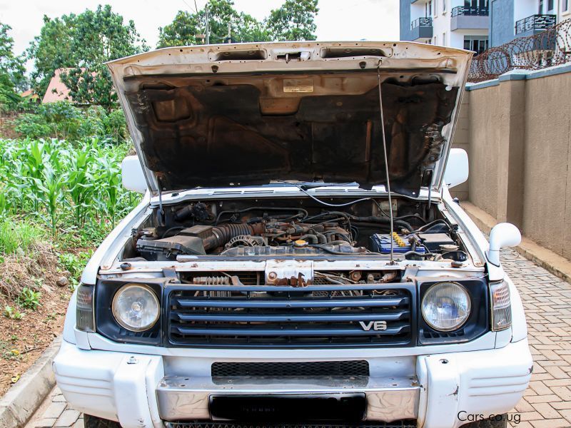 Mitsubishi Pajero in Uganda