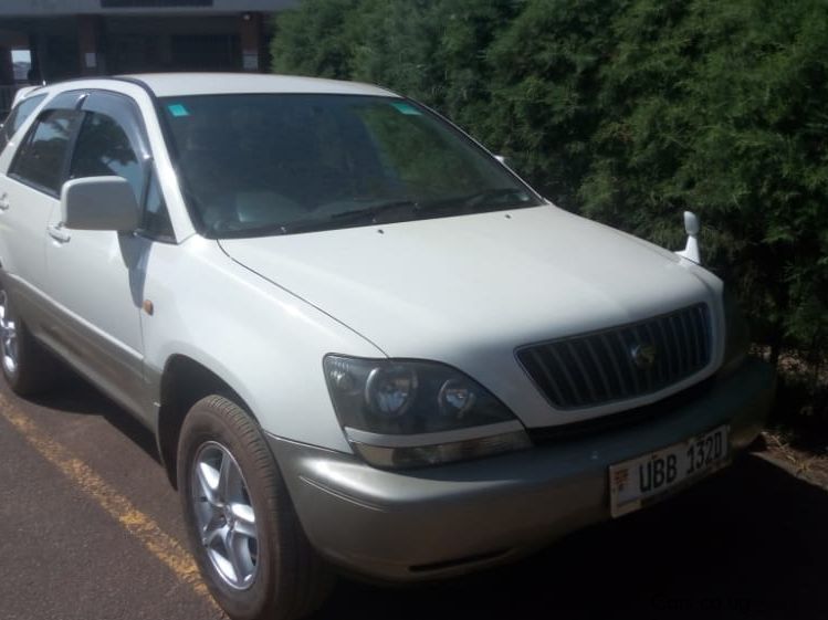 Toyota Harrier  in Uganda