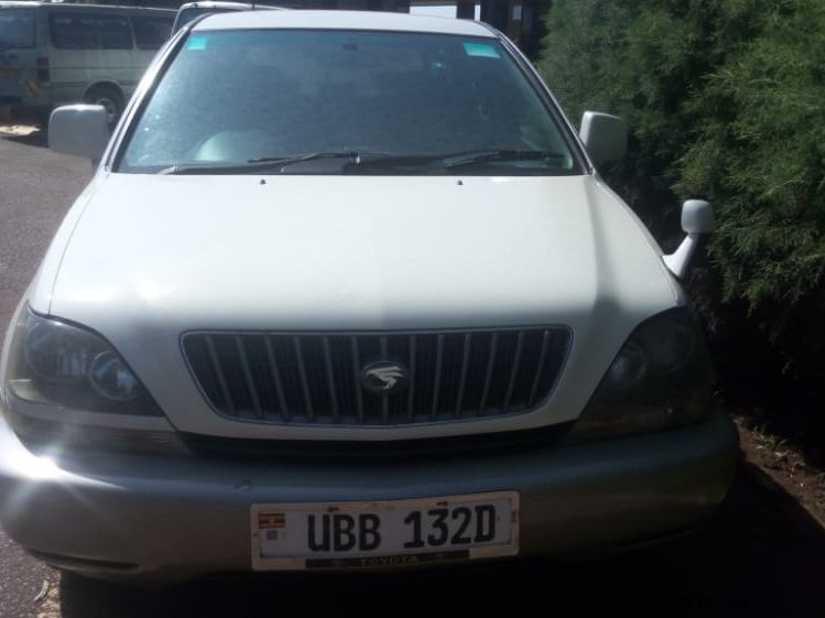 Toyota Harrier  in Uganda