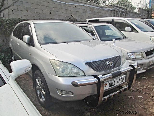 Toyota Harrier in Uganda