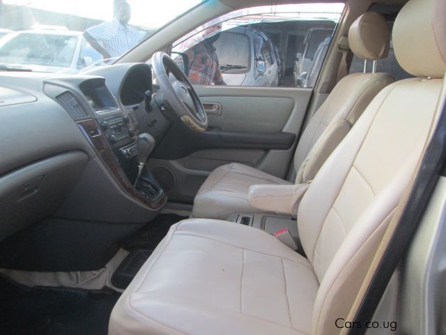 Toyota Harrier in Uganda