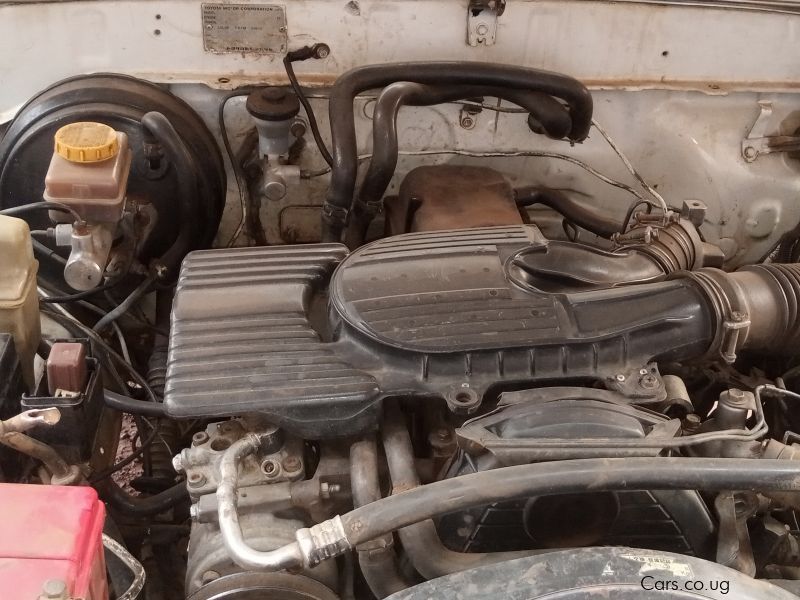 Toyota Hilux LN166 in Uganda