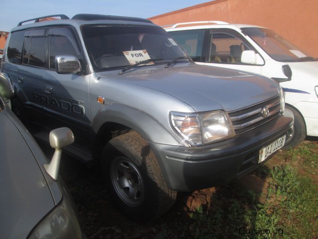 Toyota Landcruiser(PRADO) in Uganda