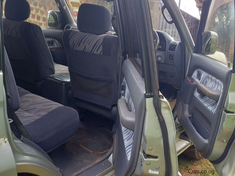 Toyota Landcruiser Prado TX 2.7L petro 1999 in Uganda