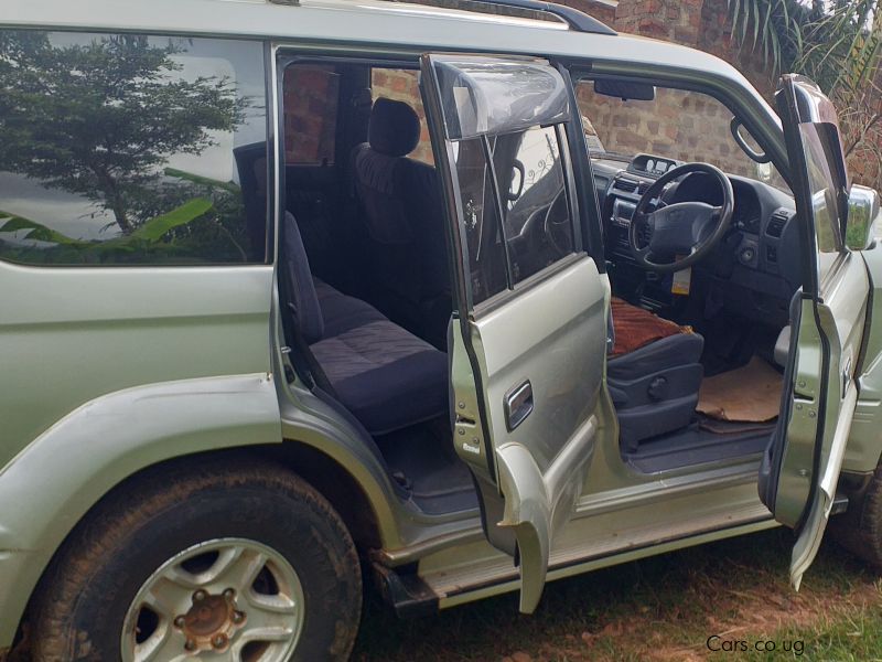 Toyota Landcruiser Prado TX 2.7L petro 1999 in Uganda