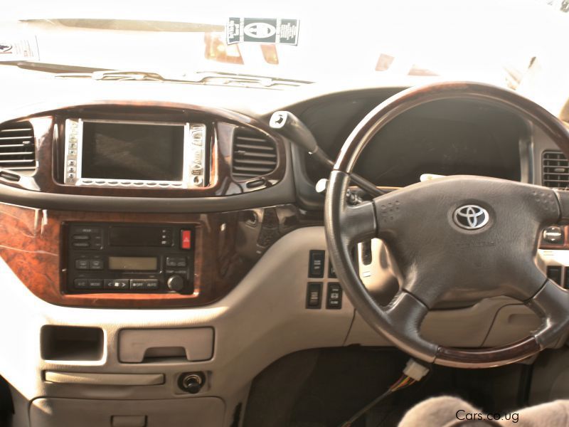 Toyota Regius  in Uganda