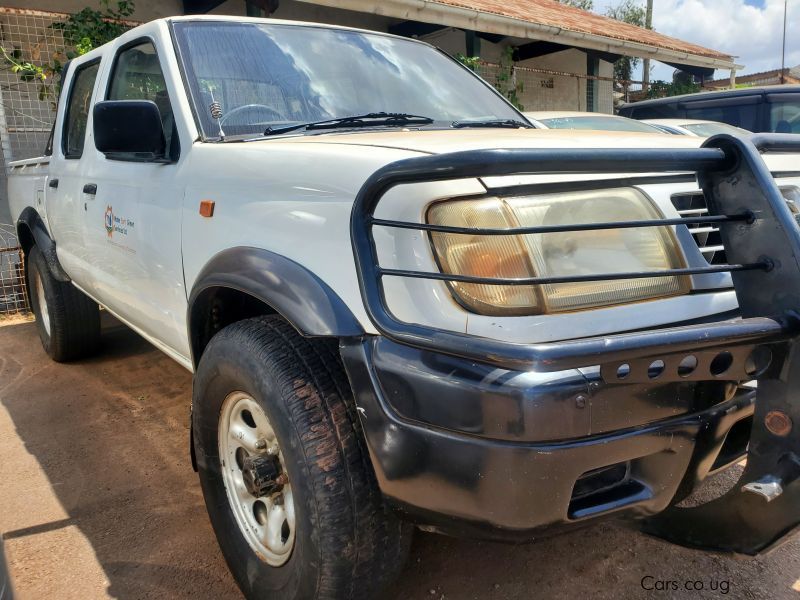 Nissan Hardbody in Uganda