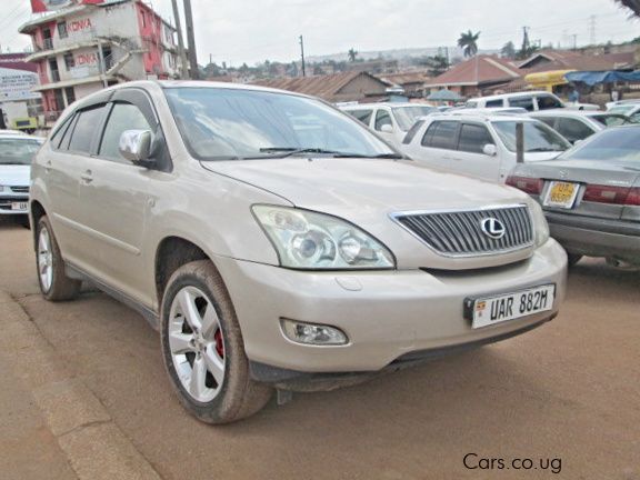 Toyota Harrier in Uganda