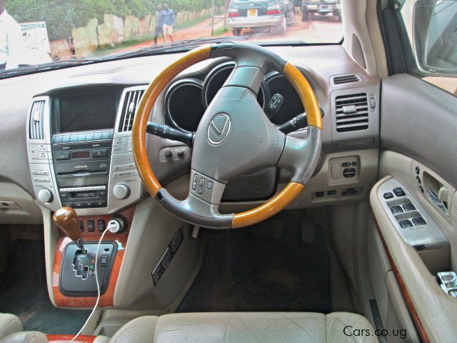 Toyota Harrier in Uganda