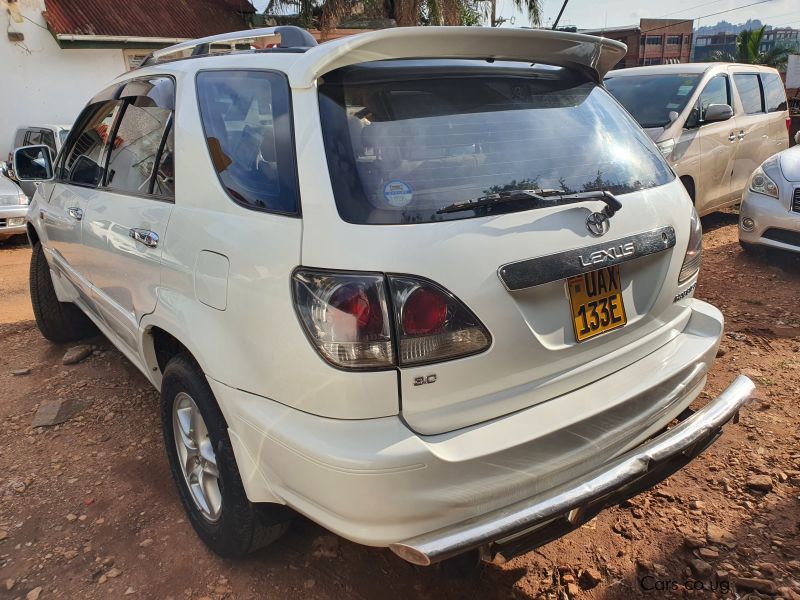 Toyota Harrier in Uganda