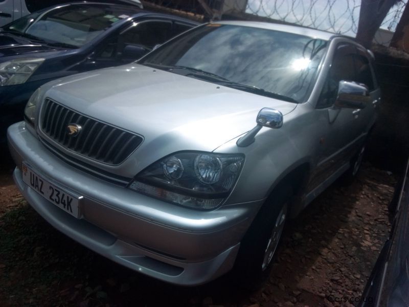 Toyota Harrier in Uganda