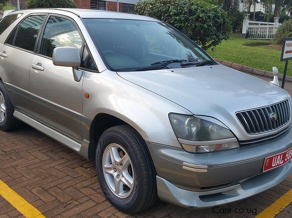 Toyota Harrier in Uganda