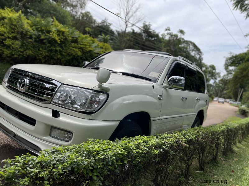 Toyota Land Cruiser in Uganda