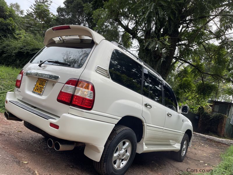 Toyota Land Cruiser in Uganda