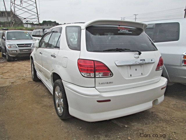 Toyota Lexus RX300 in Uganda