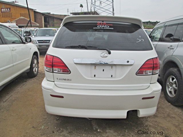 Toyota Lexus RX300 in Uganda