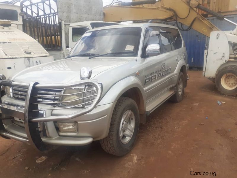 Toyota PRADO TX in Uganda