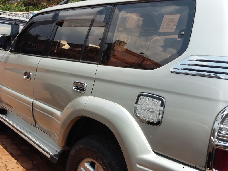 Toyota Toyota Land Crusier TX Diesel 1KZ in Uganda