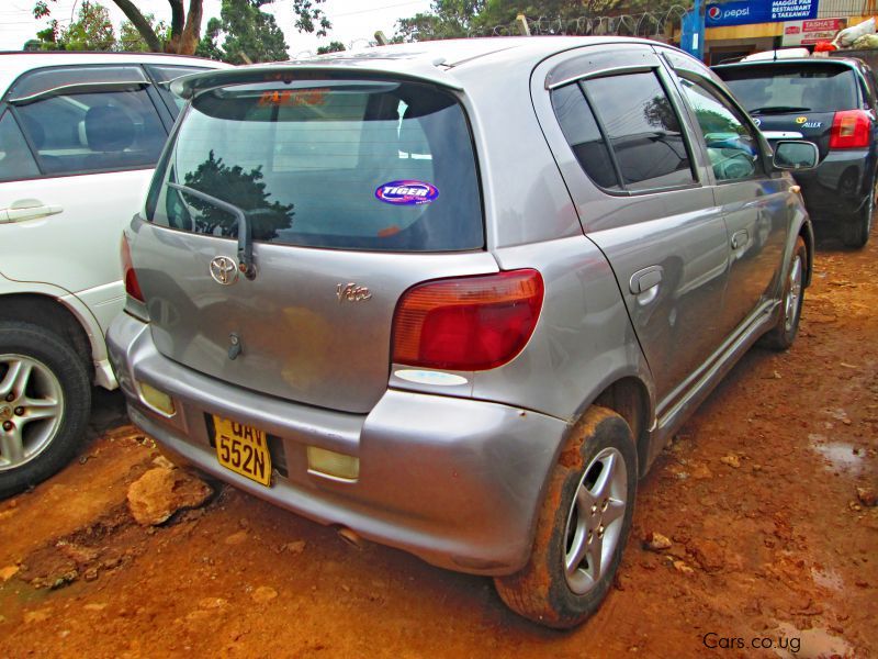 Used Toyota Vitz  2000 Vitz for sale  Kampala Toyota Vitz sales