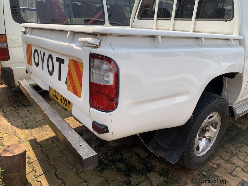 Toyota hilux  in Uganda