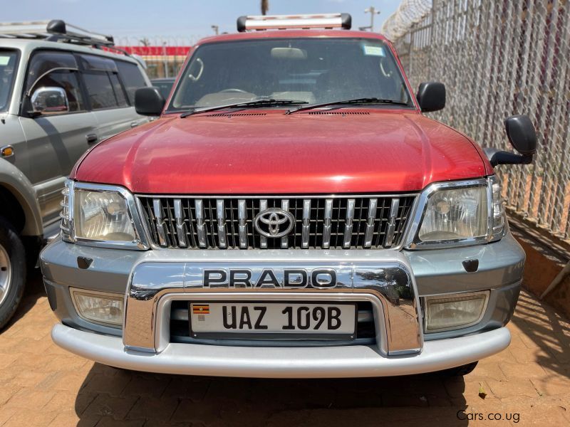 Toyota prado tx in Uganda