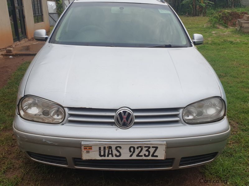 Volkswagen Golf in Uganda