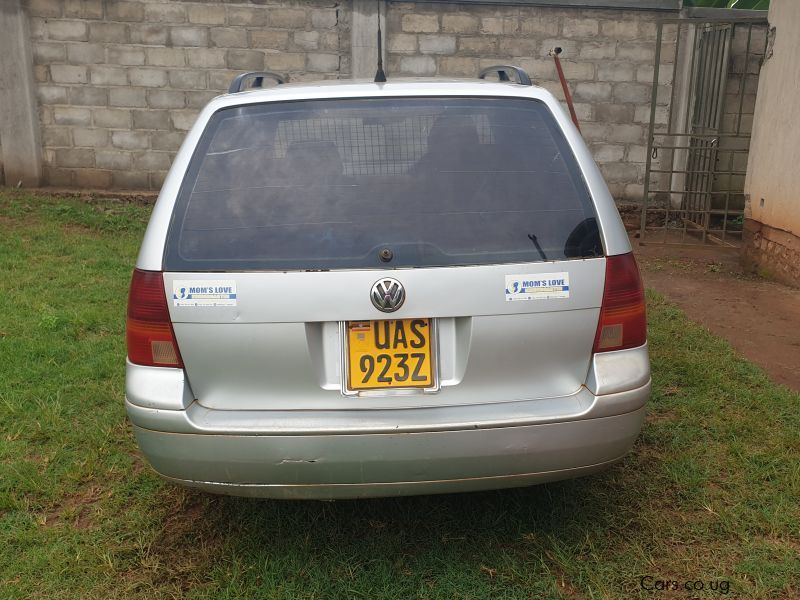 Volkswagen Golf in Uganda