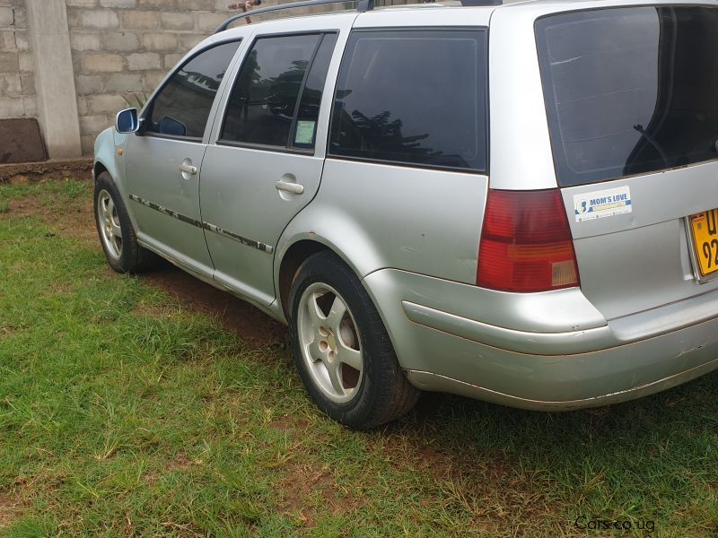 Volkswagen Golf in Uganda