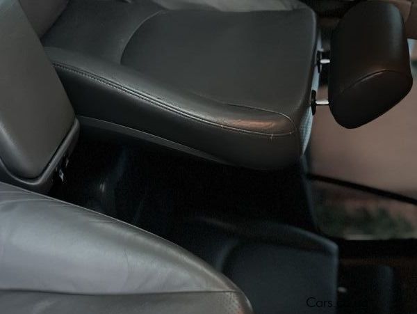 Mercedes-Benz ML320 in Uganda
