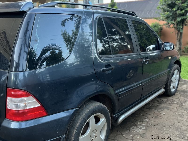 Mercedes-Benz ML320 in Uganda