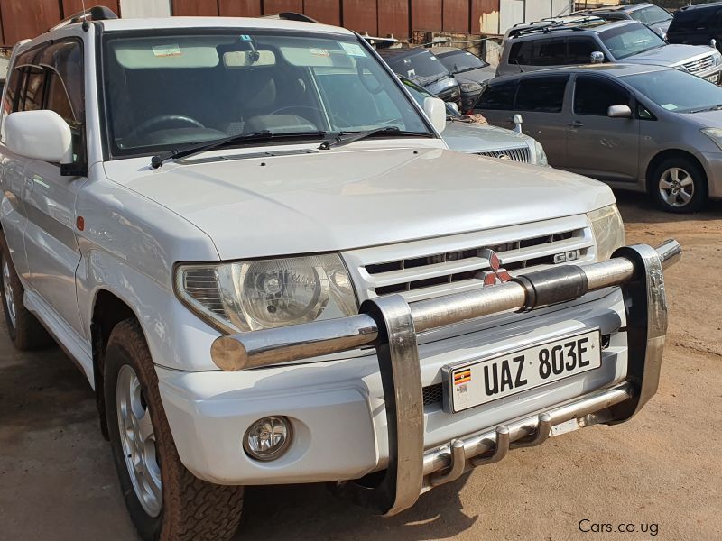 Mitsubishi Pajero in Uganda