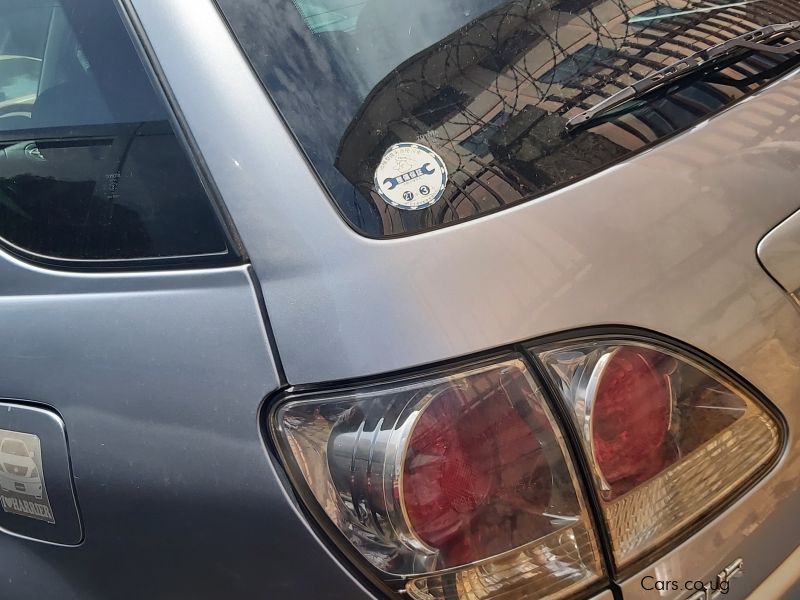 Toyota Harrier in Uganda