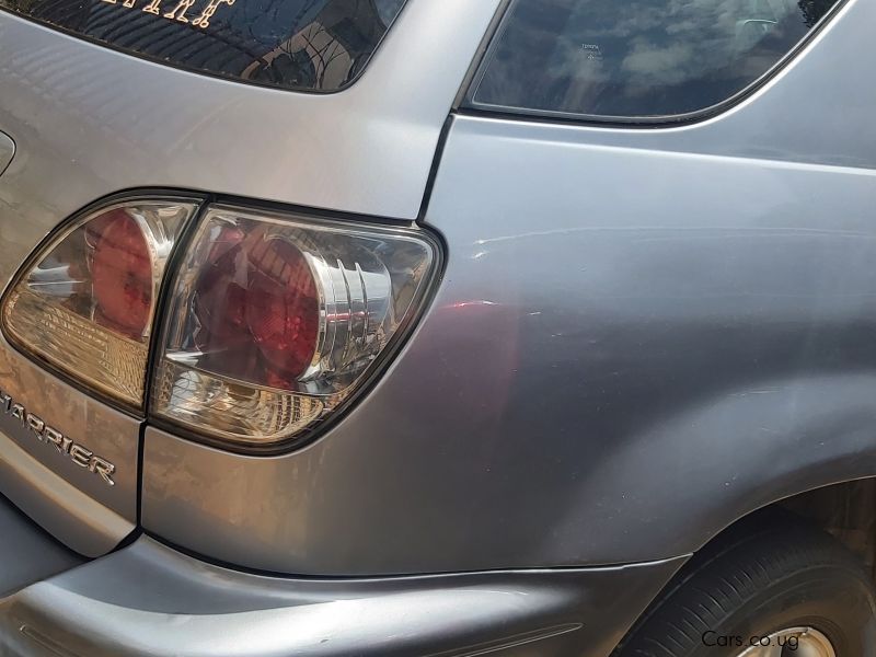 Toyota Harrier in Uganda