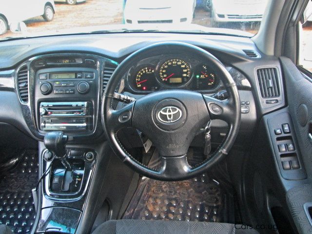Toyota Kluger  in Uganda