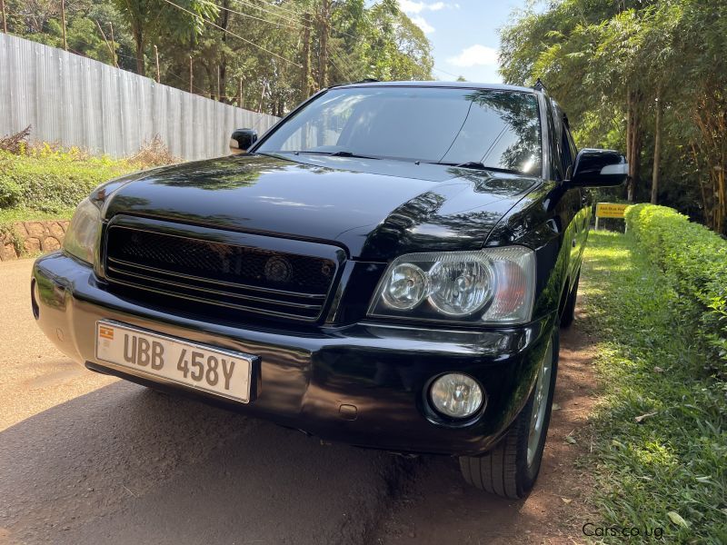 Toyota Kluger in Uganda