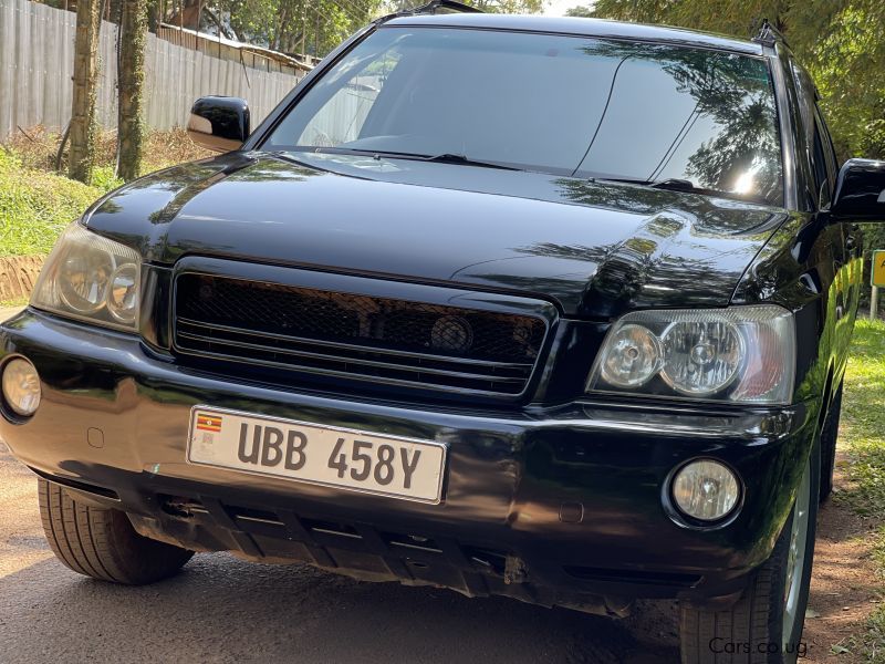 Toyota Kluger in Uganda