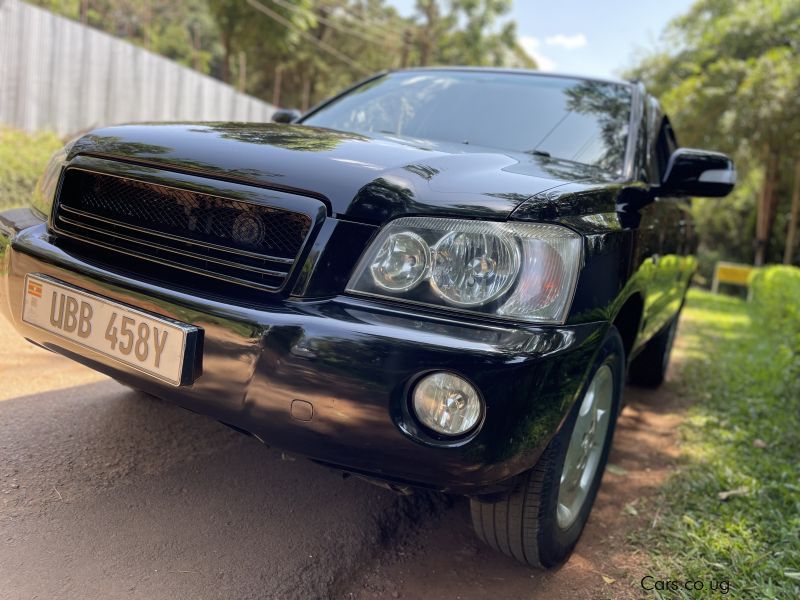 Toyota Kluger in Uganda