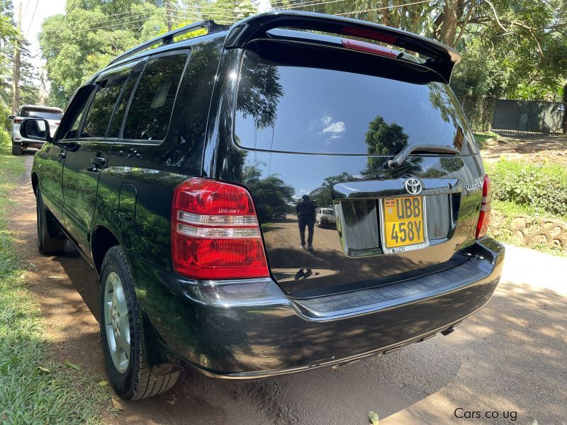 Toyota Kluger in Uganda