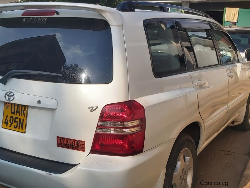 Toyota Kluger in Uganda