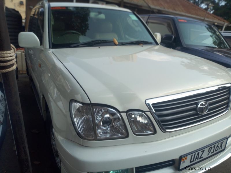 Toyota Land Cruiser in Uganda