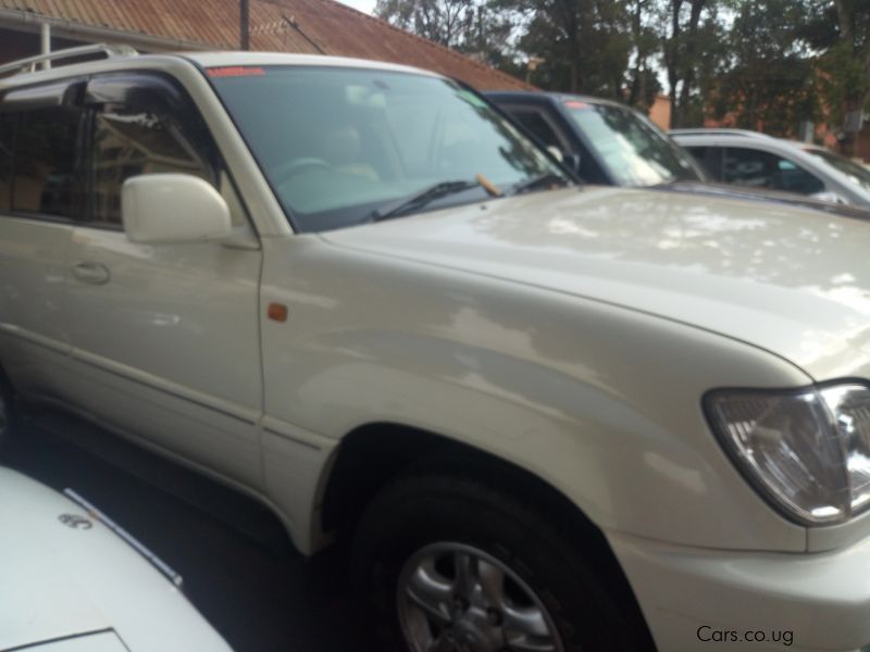 Toyota Land Cruiser in Uganda