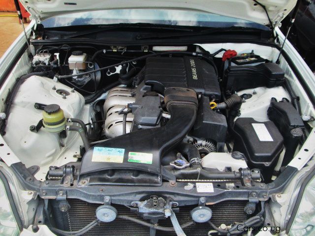 Toyota Mark II grande in Uganda