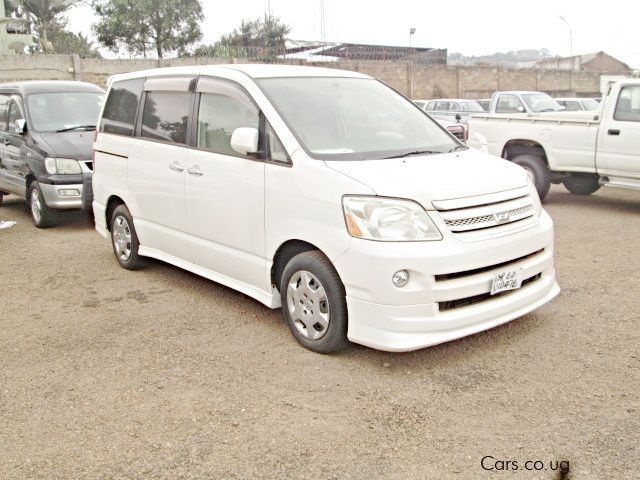 Toyota Noah in Uganda